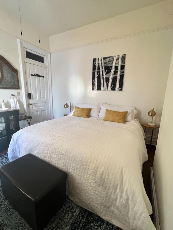 فندق The Woodbridge House Kingsville المظهر الخارجي الصورة